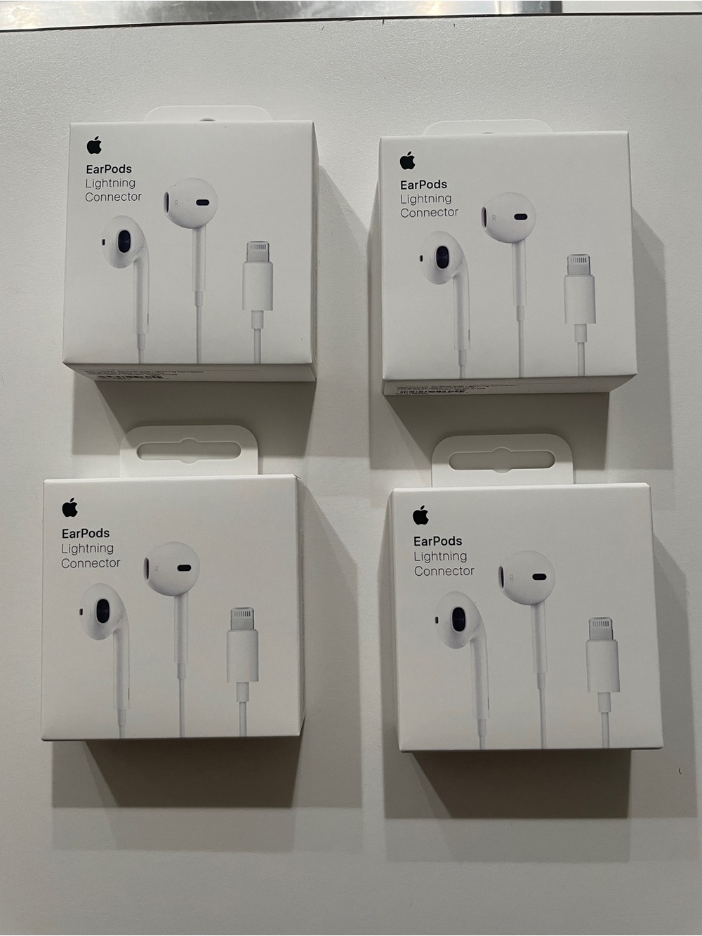 Apple EarPods with Lightning Connector - New/Sealed